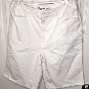 Liz Claiborne Womens White Flat Front Shorts
